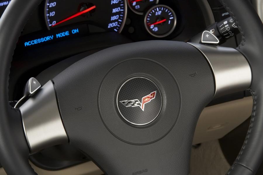  Chevrolet Corvette 2005 года  (фото 121 из 182)